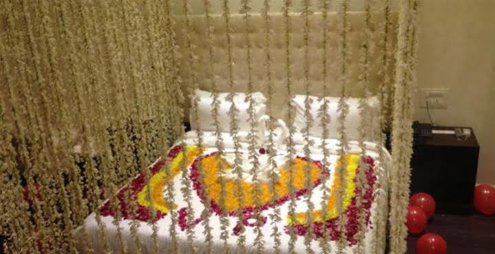 Grand Nakshatra Hotel Ānand Exterior foto